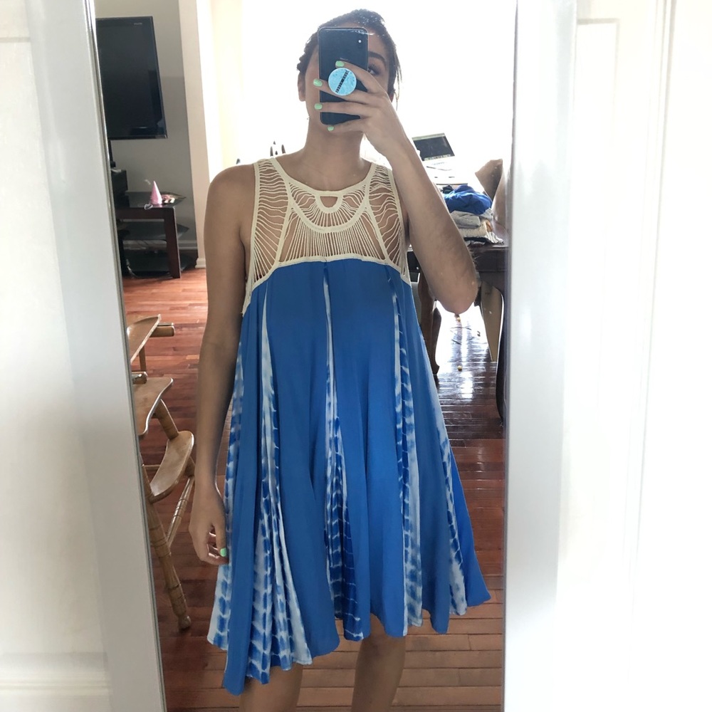 Entero lace dress